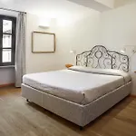 Borromeo Bed & Living