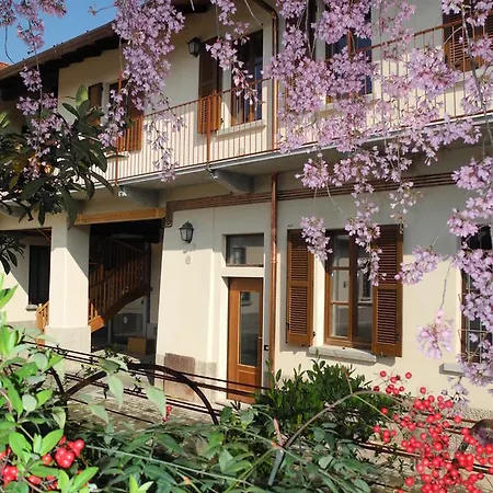 Bed & Breakfast Borromeo Bed & Living 4*
