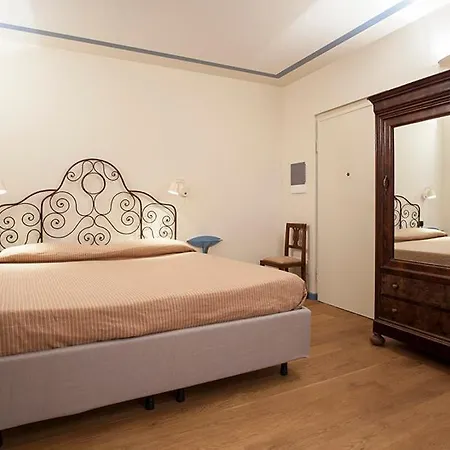 Bed & Breakfast Borromeo Bed & Living