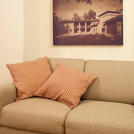 Borromeo Bed & Living